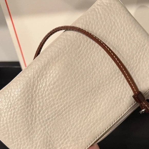 Coach Soho White Leather Wristlet with Brown Buckle Accent - Picture 8 of 9